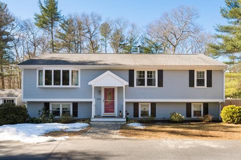 489 Spring St, Hanson, MA 02341 photo 1