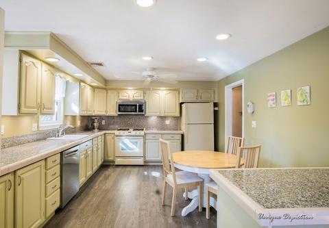 21 Applegate Ln, Reading, MA 01867 photo 8
