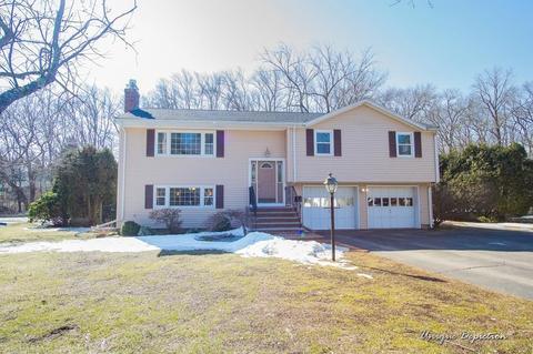 21 Applegate Ln, Reading, MA 01867 photo 1