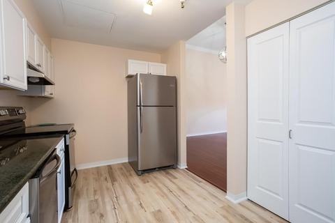 235 State #427, Springfield, MA 01103 photo 9