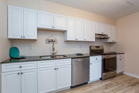235 State #427, Springfield, MA 01103 photo 8