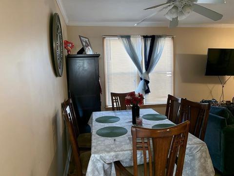 24 Davis St, Springfield, MA 01104 photo 8