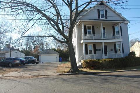 24 Davis St, Springfield, MA 01104 photo 3