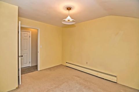 909 Old Post Rd, Walpole, MA 02081 photo 18