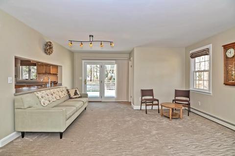 909 Old Post Rd, Walpole, MA 02081 photo 12