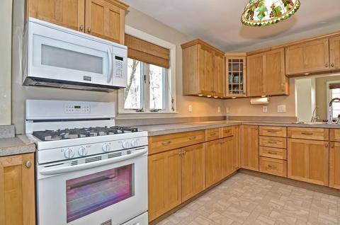 909 Old Post Rd, Walpole, MA 02081 photo 7
