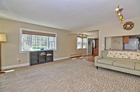 909 Old Post Rd, Walpole, MA 02081 photo 10