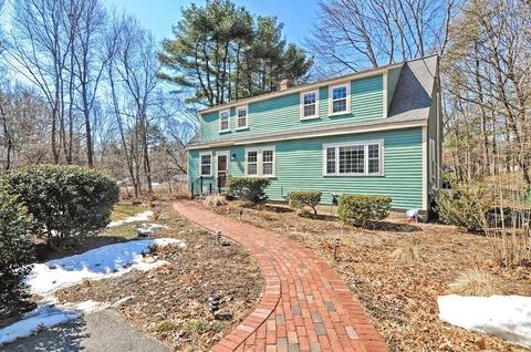 909 Old Post Rd, Walpole, MA 02081 photo 2