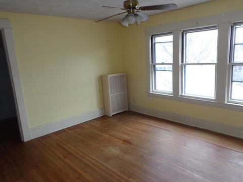27 Wesson St, Springfield, MA 01108 photo 10