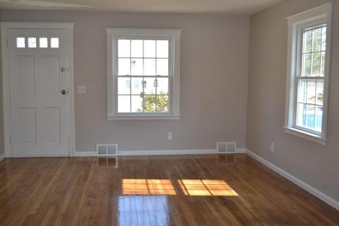 72 Broad St, Jefferson, MA 01522 photo 6