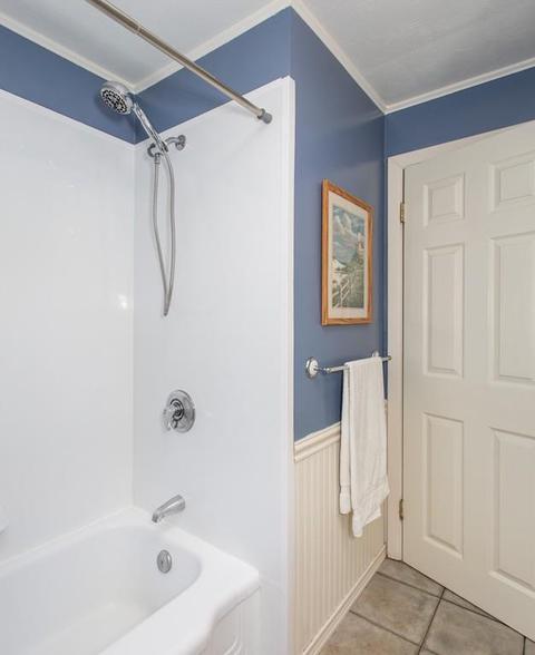 98 Cherokee Dr, Springfield, MA 01109 photo 25