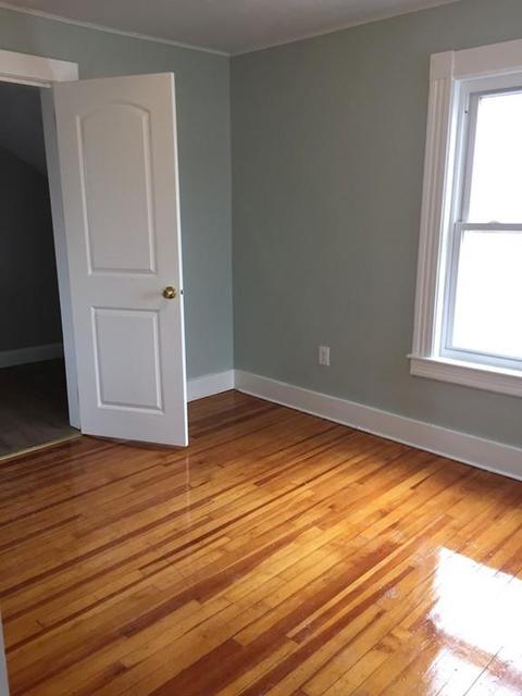69 Worcester Ave, Springfield, MA 01107 photo 18