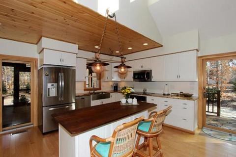 390 Aspinet Rd, Eastham, MA 02642 photo 2