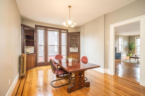 37 Avon Pl, Springfield, MA 01105 photo 7