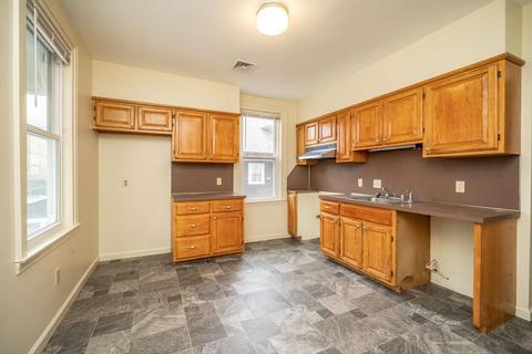 37 Avon Pl, Springfield, MA 01105 photo 24