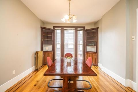 37 Avon Pl, Springfield, MA 01105 photo 8