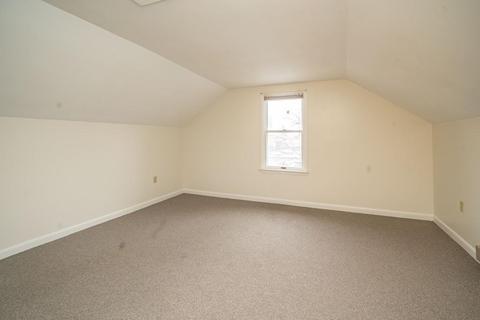 37 Avon Pl, Springfield, MA 01105 photo 21