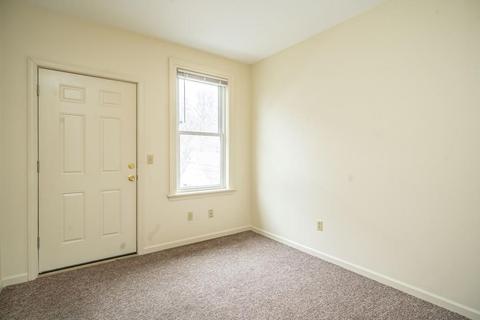 37 Avon Pl, Springfield, MA 01105 photo 26