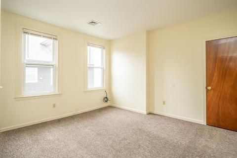 37 Avon Pl, Springfield, MA 01105 photo 25