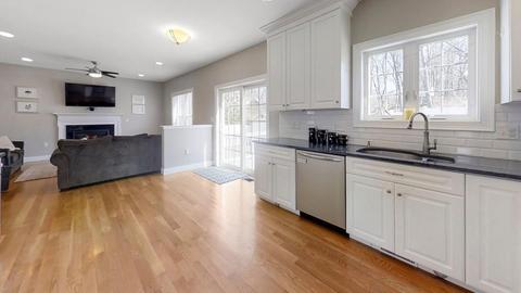 15 Depot Ave, Dedham, MA 02026 photo 4