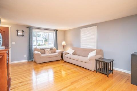 44 Corey Rd, Springfield, MA 01128 photo 5