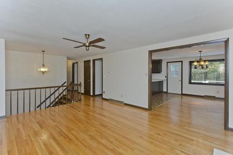 115 Labelle Cir, Chicopee, MA 01020 photo 5