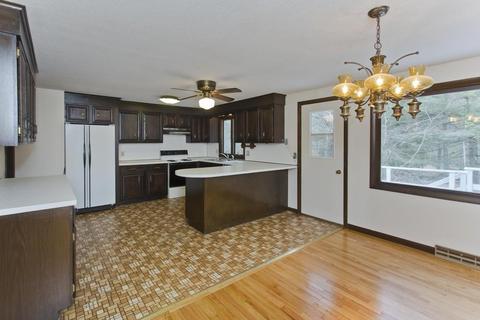115 Labelle Cir, Chicopee, MA 01020 photo 6