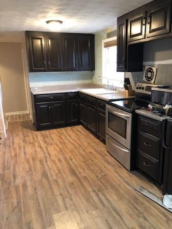 21 Mcauliffe Rd, Randolph, MA 02368 photo 2