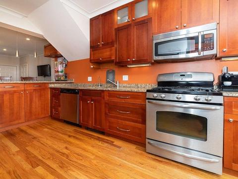 9 High Street Pl #1, Brookline, MA 02445 photo 1