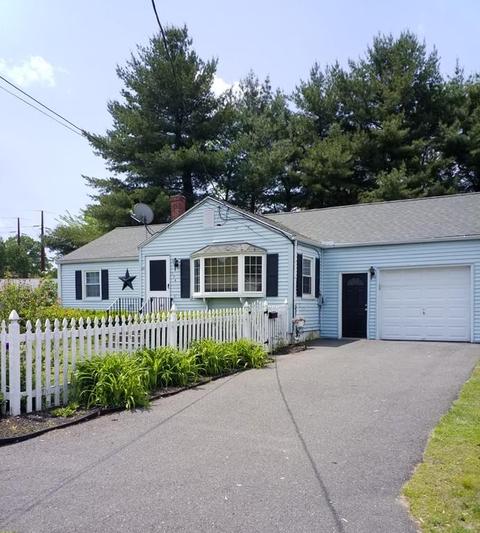 176 Jacob St, Chicopee, MA 01020 photo 2