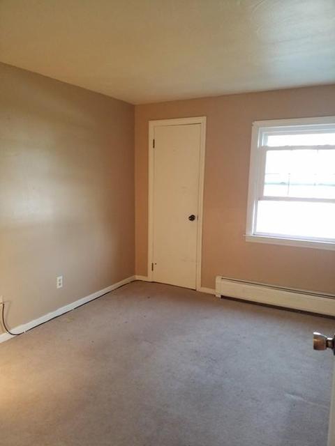 176 Jacob St, Chicopee, MA 01020 photo 15