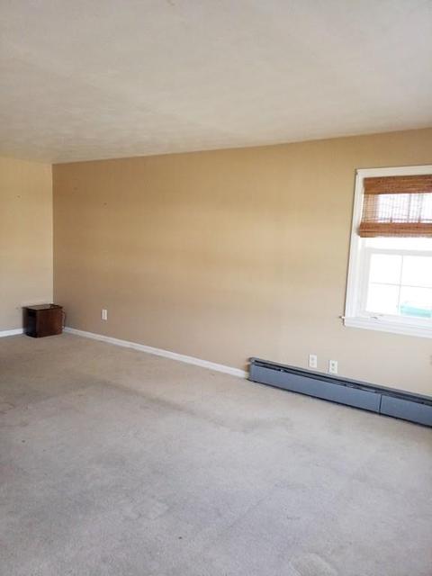176 Jacob St, Chicopee, MA 01020 photo 11