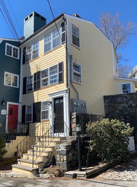 7 Lee St #1, Marblehead, MA 01945 photo 2