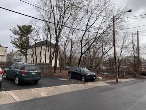 17 Willow St, Lawrence, MA 01841 photo 7