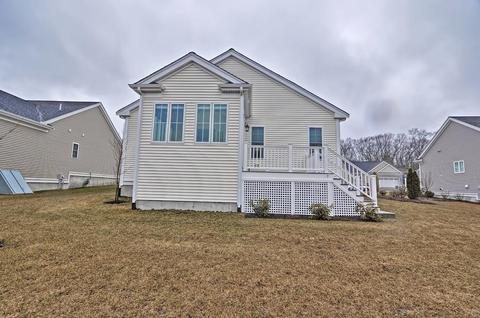 90 Eaglebrook Blvd, Wrentham, MA 02093 photo 29
