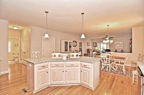 90 Eaglebrook Blvd, Wrentham, MA 02093 photo 11