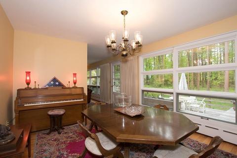21 Algonquin Rd, Canton, MA 02021 photo 6