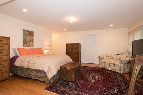 21 Algonquin Rd, Canton, MA 02021 photo 9