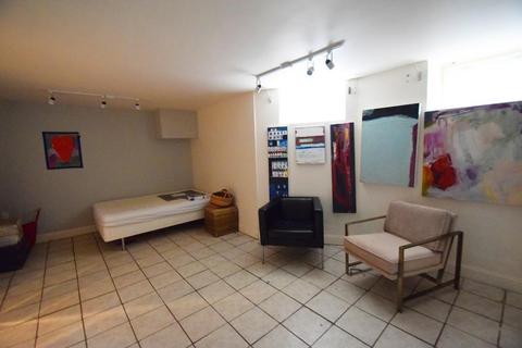 30 Stanton Rd #2, Brookline, MA 02445 photo 18