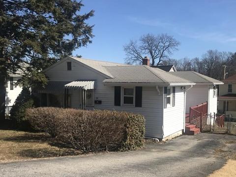 22 Doris St, Worcester, MA 01606 photo 1