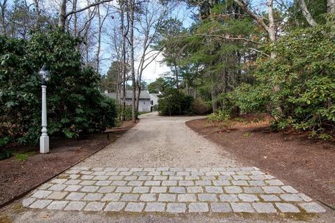 51 Bunker Hill Rd, Osterville, MA 02655 photo 2