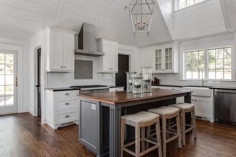 1081 Main St, Cotuit, MA 02635 photo 9