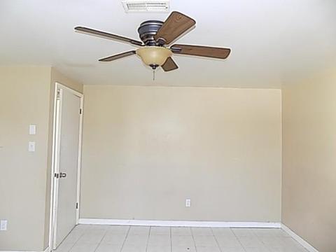 30 Sanderson St, Springfield, MA 01107 photo 15