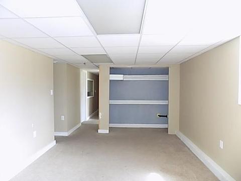 30 Sanderson St, Springfield, MA 01107 photo 18