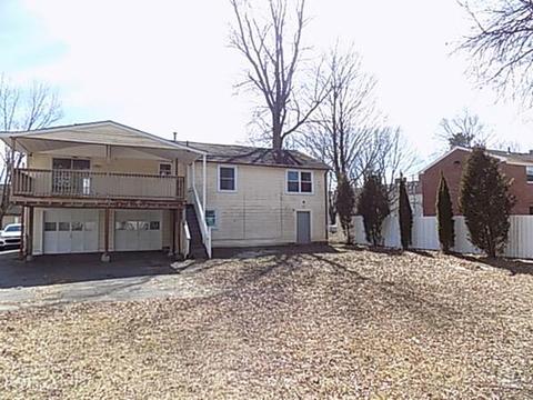 30 Sanderson St, Springfield, MA 01107 photo 4