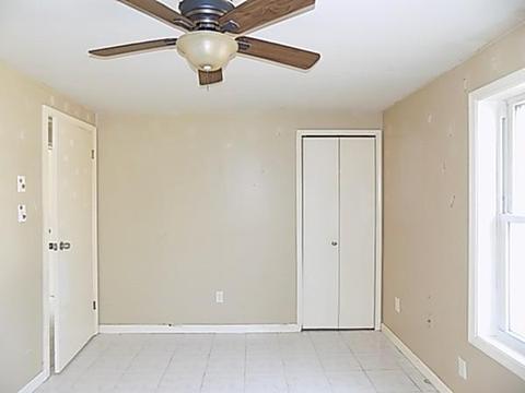 30 Sanderson St, Springfield, MA 01107 photo 13