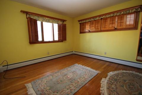 8 Douglas Rd, Saugus, MA 01906 photo 12
