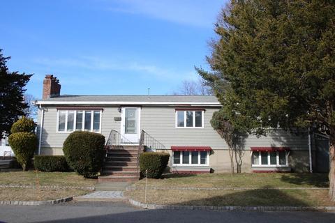 8 Douglas Rd, Saugus, MA 01906 photo 1