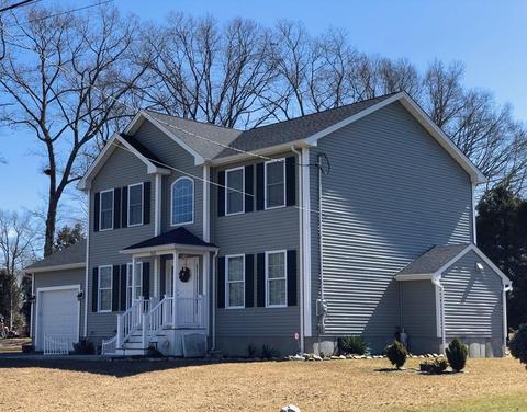 615 Dickinson St, Fall River, MA 02721 photo 3