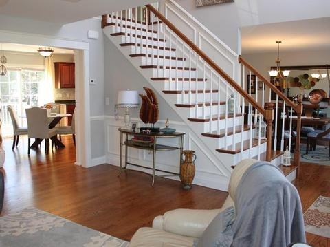 615 Dickinson St, Fall River, MA 02721 photo 9